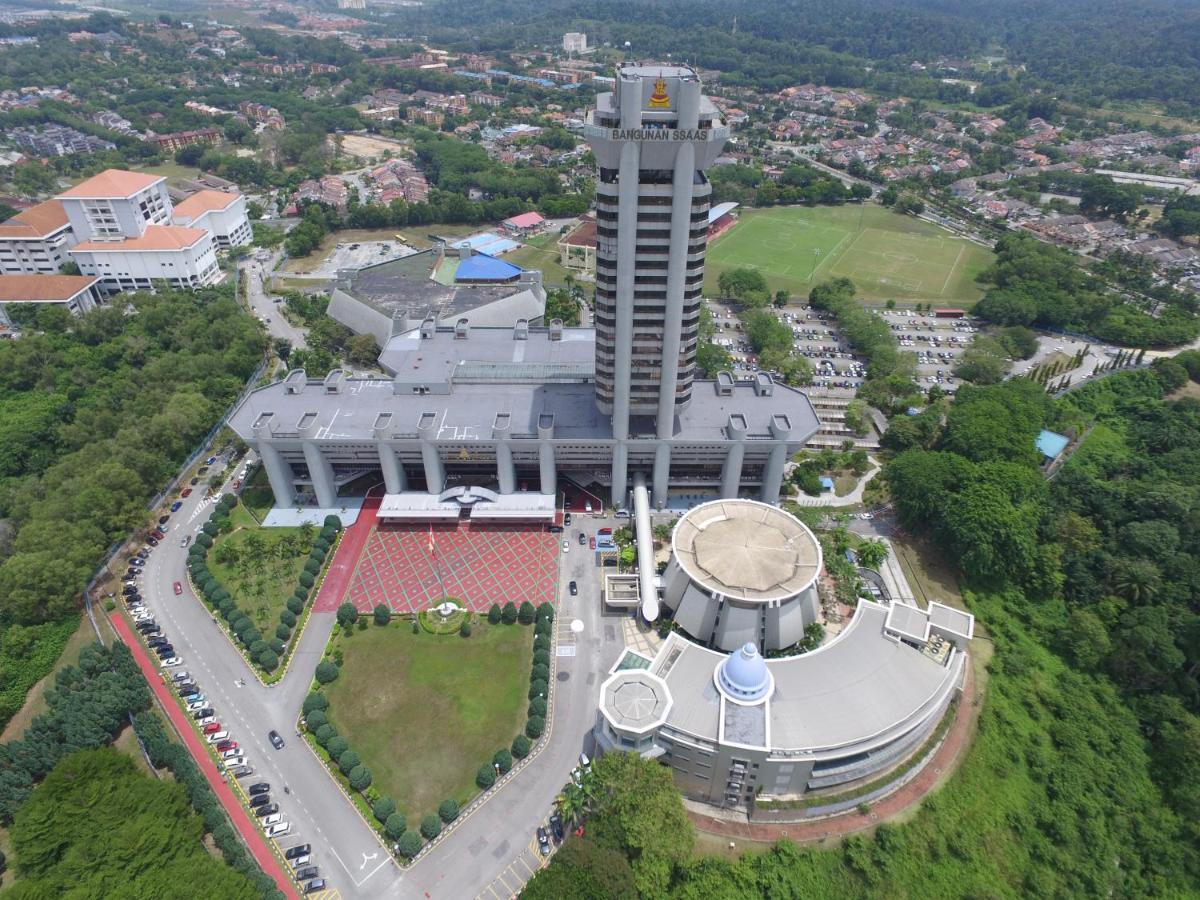 Best Hotel Shah Alam @ Uitm, I-City & Hospital Екстериор снимка