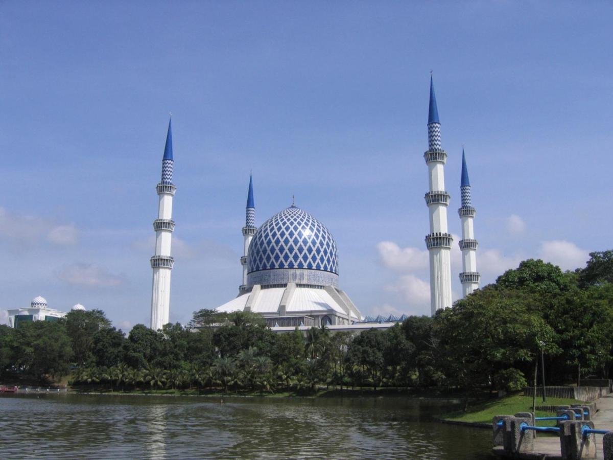 Best Hotel Shah Alam @ Uitm, I-City & Hospital Екстериор снимка
