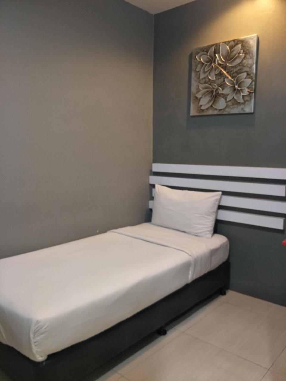 Best Hotel Shah Alam @ Uitm, I-City & Hospital Екстериор снимка